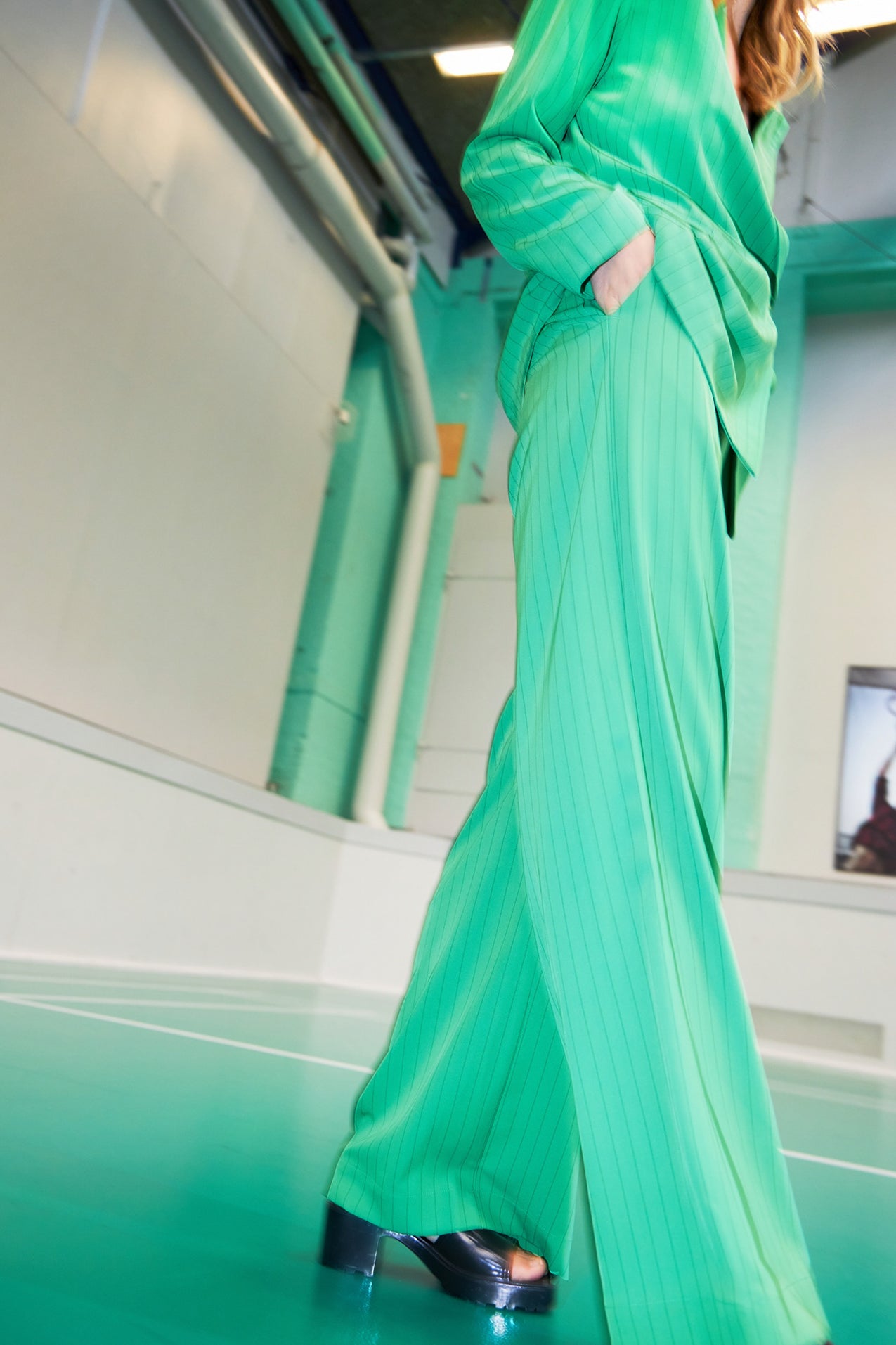 Leo_Pants-Pants_Shorts-22439_5014-40_Green-4_1300x