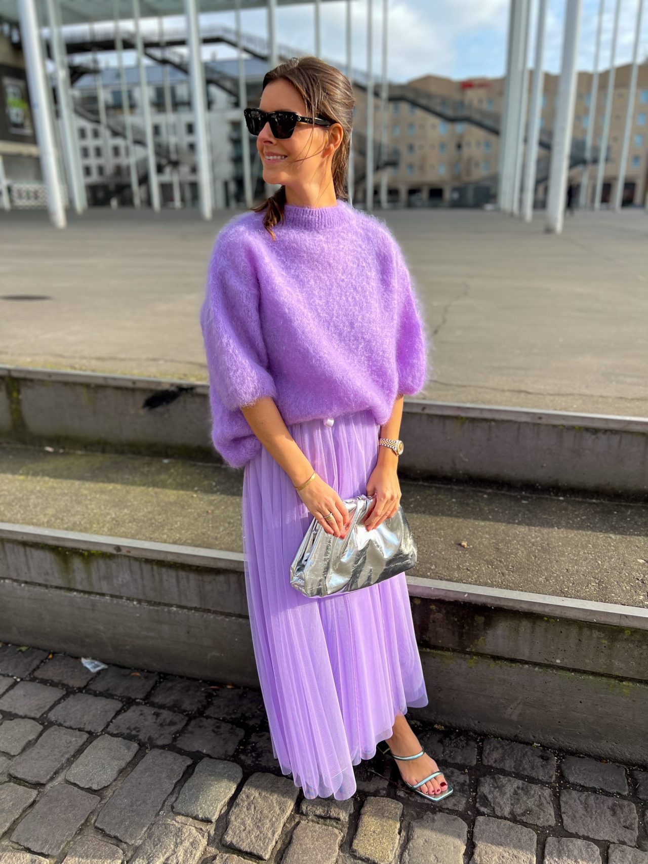 87690846-7572-4E5E-B330-0D0624F36DF2