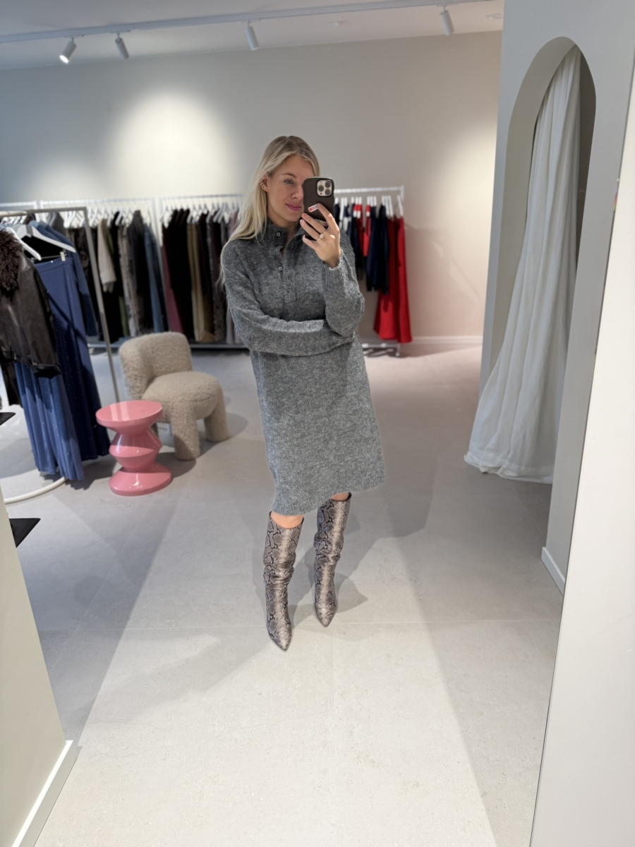 Vininny high neck knit dress grey