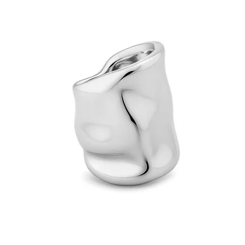 Molten ara ear cuff silver