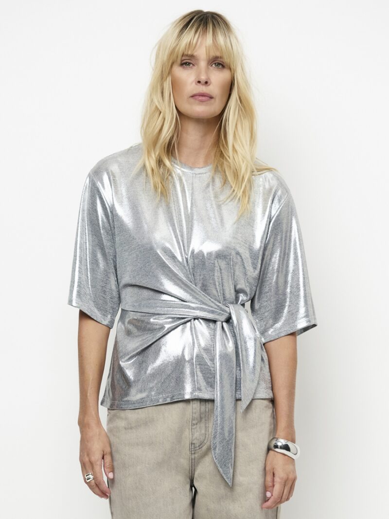 Uxia metallic twist top