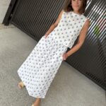 Melissa top blue flower