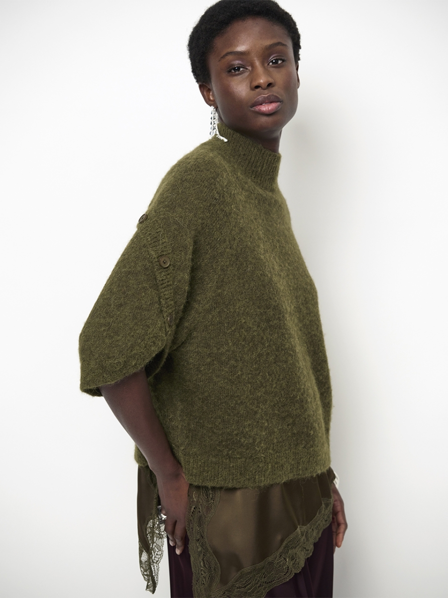 Mahani cape knit olive