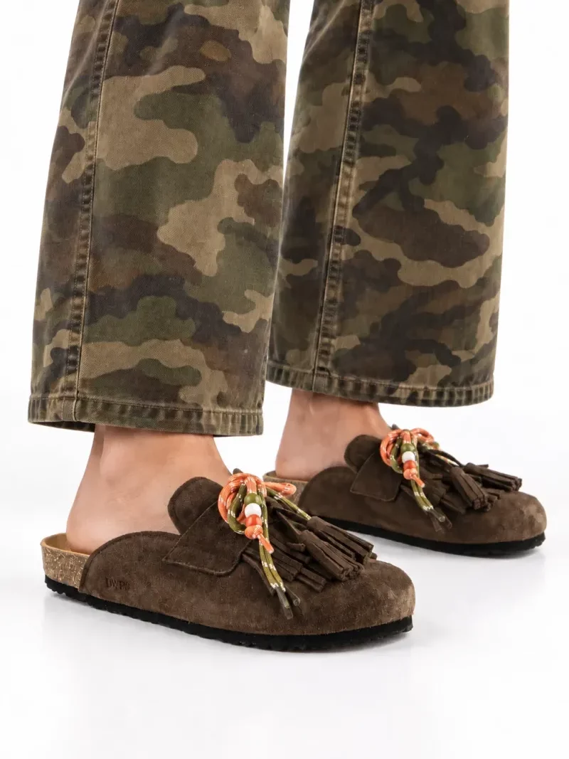 Sakai dark brown